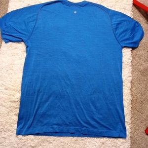 Lululemon Mens T-shirt